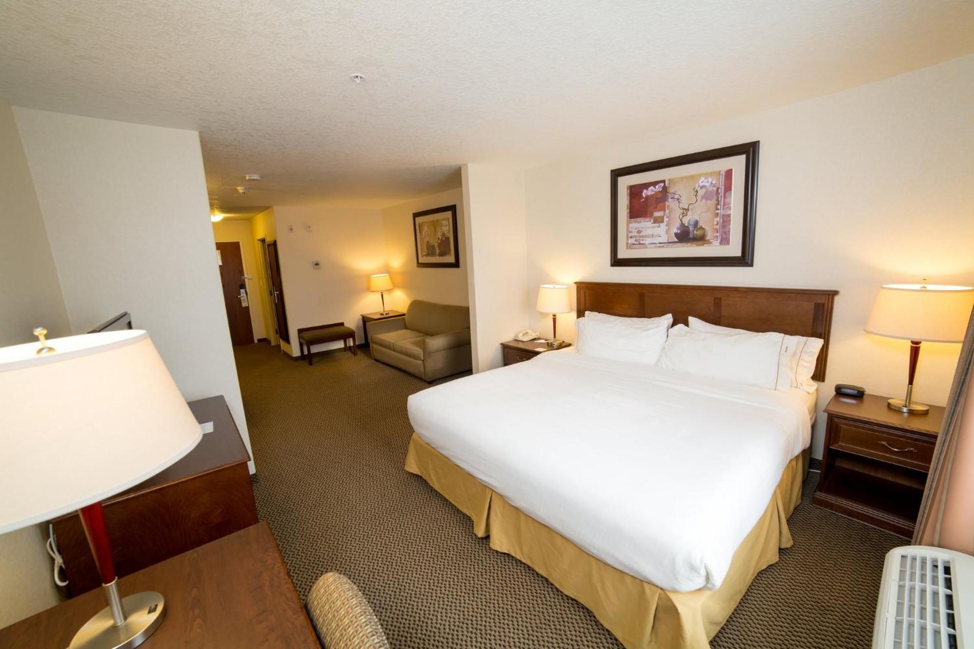 Holiday Inn Express & Suites Drayton Valley By Ihg Exterior foto